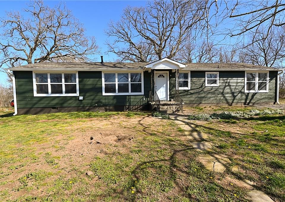 1st image of 1875 E 166th Rd