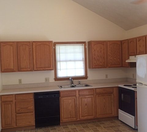 kitchen/high ceiling