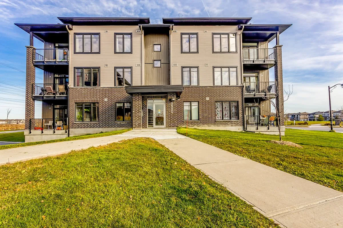 KoL Apartments — Photo 1