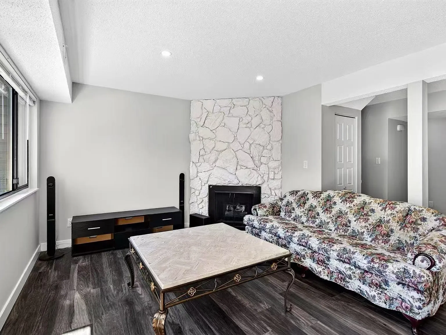 3 bed, 1248 sqft, $3,000 — Photo 1
