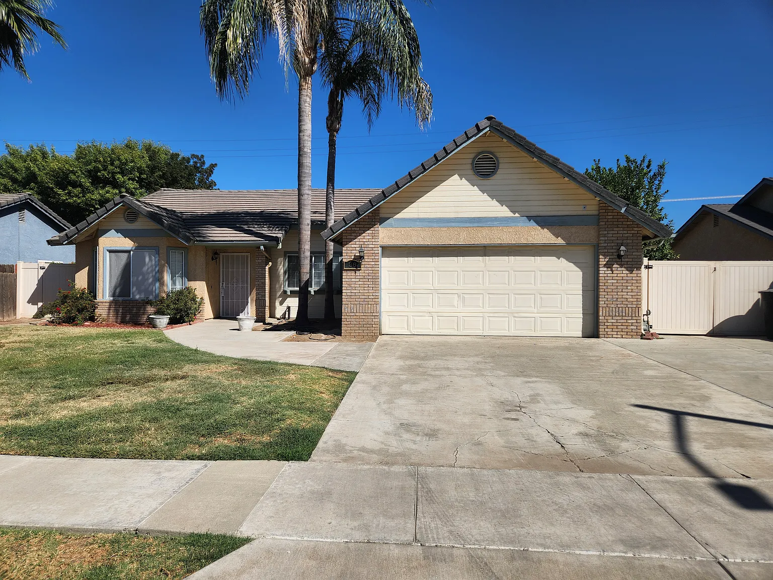 3 bed, 1765 sqft, $2,250 — Photo 1