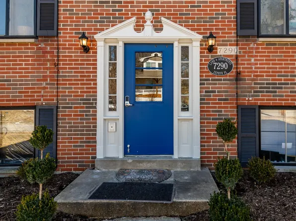 7290 Zephyr Pl APT 2, Saint Louis, MO 63143
