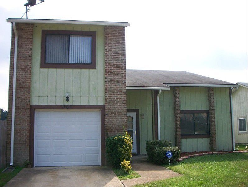 2nd image of 761 Deer Lake Dr