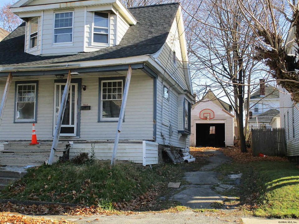 2nd image of 1806 Avenue B