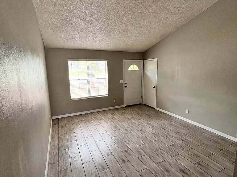 8931 W Desert Jewel Dr — Photo 8