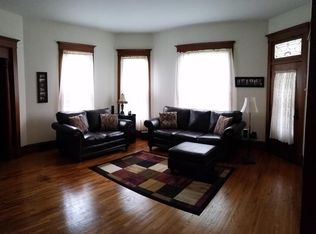 317 S 4th St, Dekalb, IL 60115