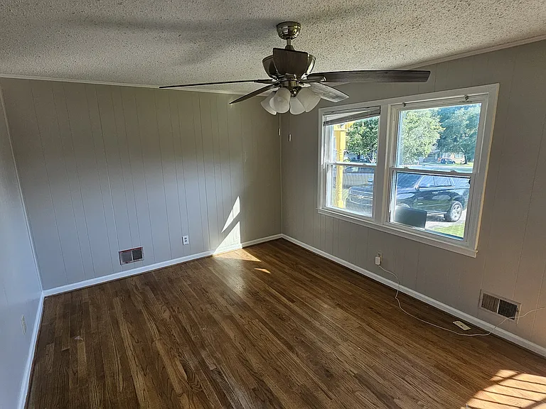10 Powers Ct — Photo 5