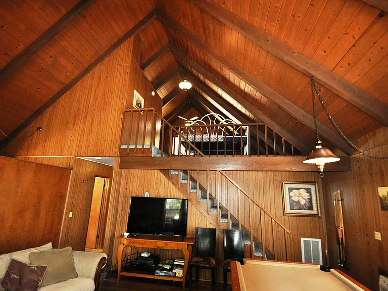 20415 Pine Mountain Dr — Photo 13