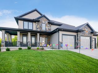 1329 Ava Cir, Iowa City, IA 52246