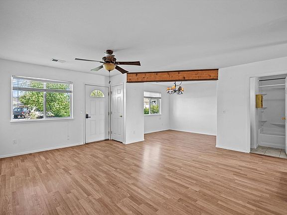 5th image of 2827 Margo Ct