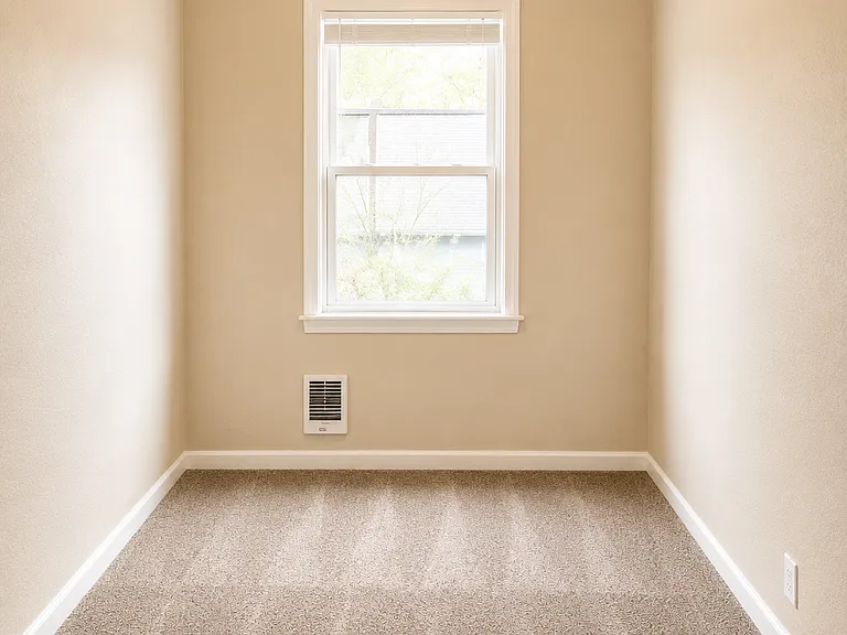 312 W Pine St #4 — Photo 4