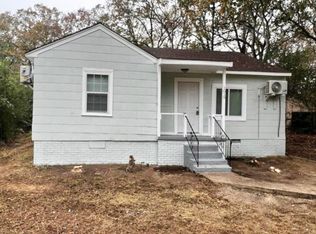 1019 Combs St, Jackson, MS 39204