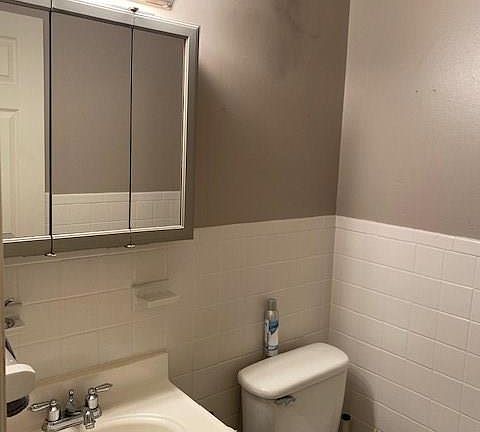 3rd image of 113 S Lynn Ave