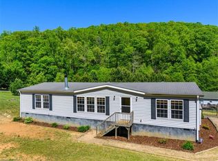 755 Starnes Cove Rd, Asheville, NC 28806
