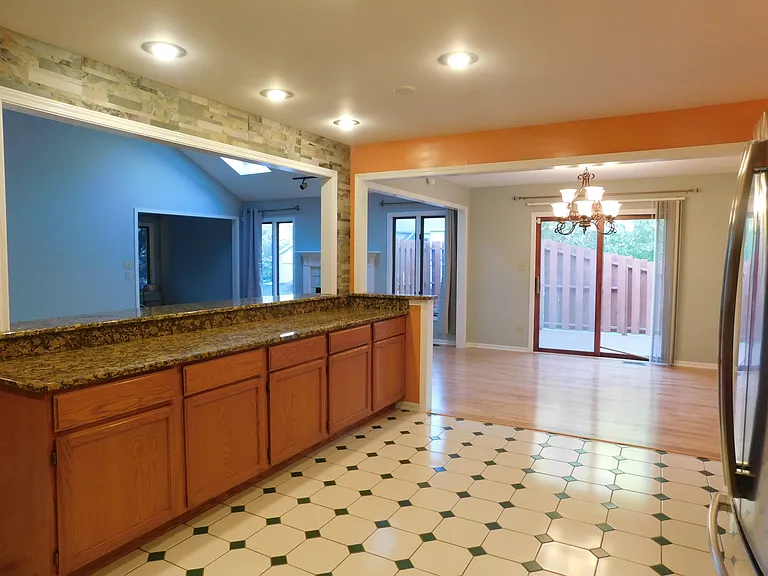16501 Nottingham Ct — Photo 4