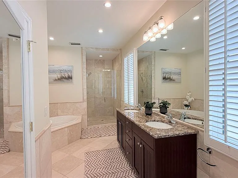 218 Sand Key Estates Dr — Photo 63