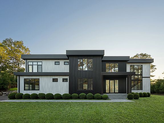 5th image of 343 Great Hill Rd