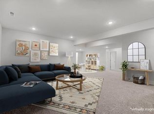 12534 S Hedge Ct, Olathe, KS 66061