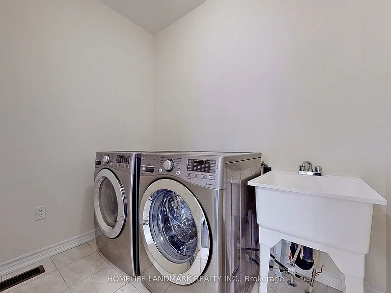 75 Mitchell Pl — Photo 24
