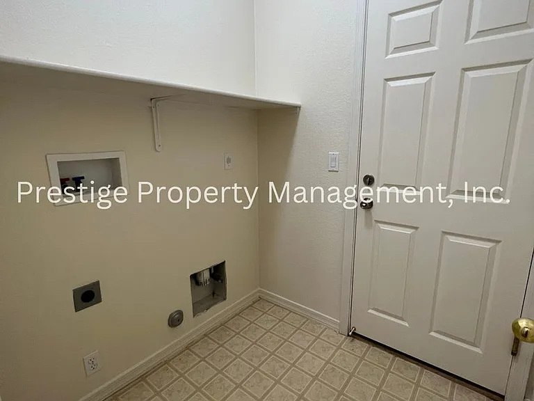 81 W Calle Guija — Photo 17