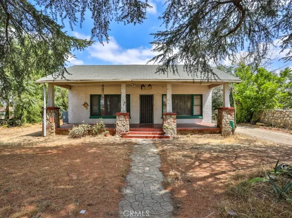 2143 Mentone Blvd, Mentone, CA 92359