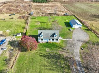 1566 Sperry Rd, Allenton, MI 48002