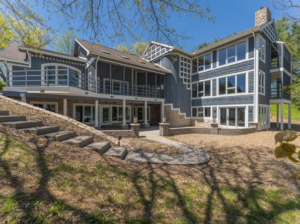 29740 Blosser Rd, Logan, OH 43138