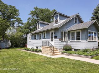 334 S Adams St, Westmont, IL 60559