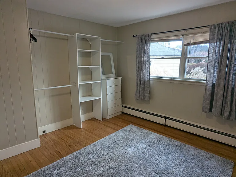 337 Newton St #1 — Photo 2