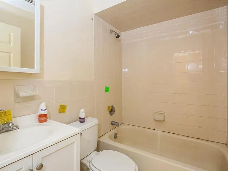 4220 Birchwood Ct — Photo 5