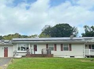 19 Thruway Dr, Colora, MD 21917