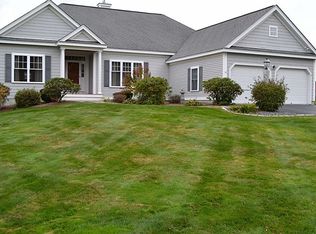 15 Cabot Ln, Bedford, NH 03110