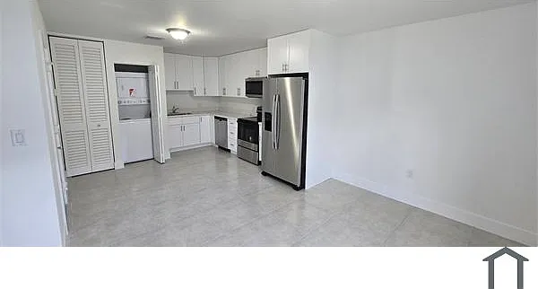11246 SW 187th St — Photo 2
