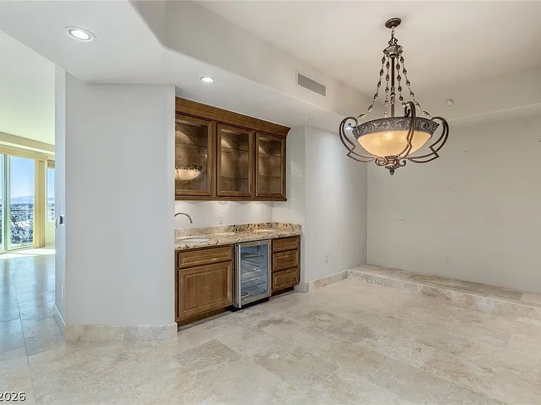 9103 Alta Dr #703 — Photo 14