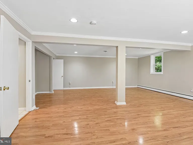 10206 Green Clover Ct — Photo 32