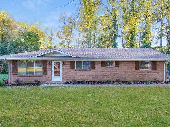 1107 Green St, Reidsville, NC 27320