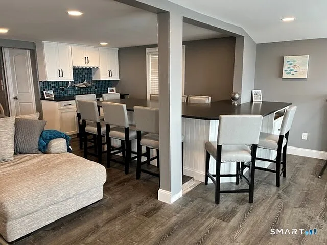 21 Groveway #21 — Photo 12