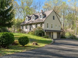 3 Spring Valley Rd, Hardwick, NJ 07825