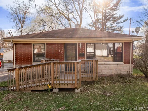 1605 Johnson Lane, Clarksville, IN 47129