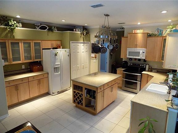 5th image of 2042 Derby Glen Dr