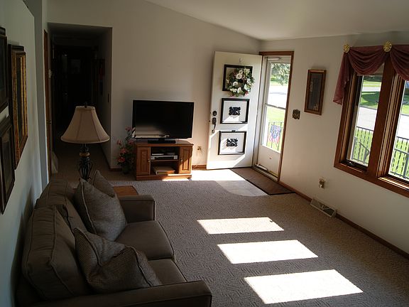 Open, bright & sunny