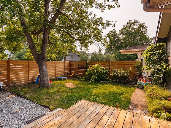 4th image of 1012 Laurier Ave #1010