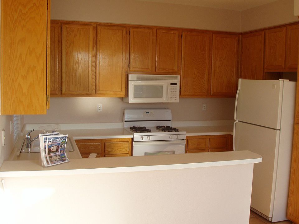 Modern Kitchen with appliances