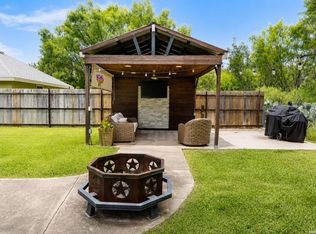 110 Rio Grande St, Uvalde, TX 78801