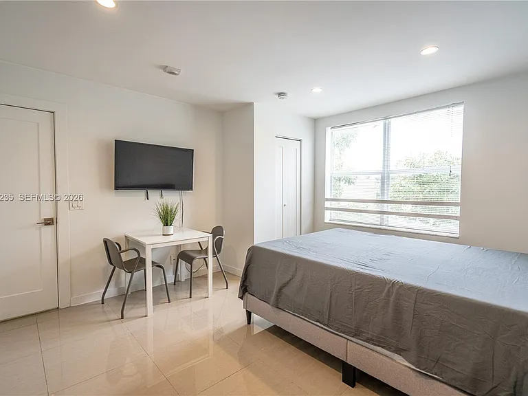 924 Marseille Dr #26 — Photo 2