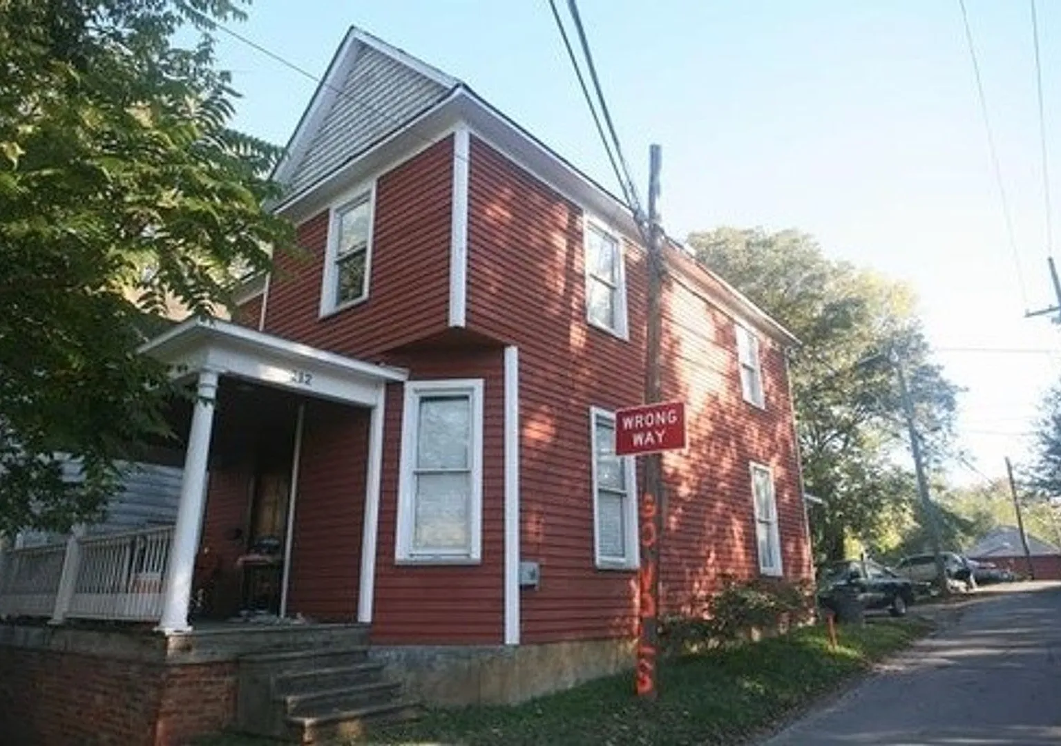 4BR Historic House on 17th St — Photo 1