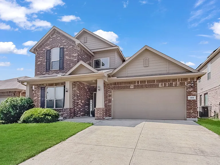 1313 Zanna Grace Way — Photo 24