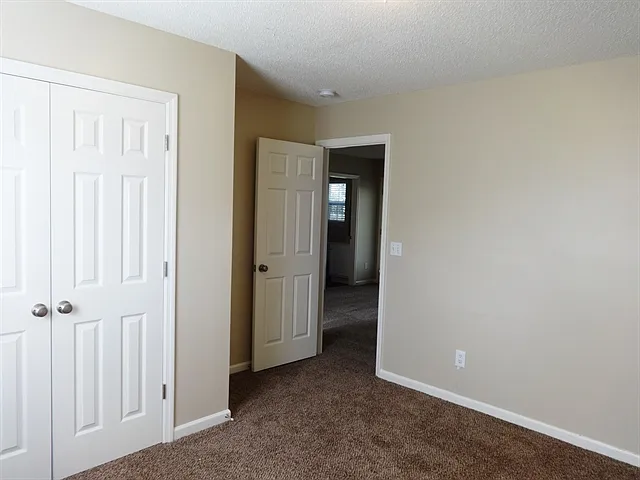 1065 Cobblestone Blvd — Photo 9