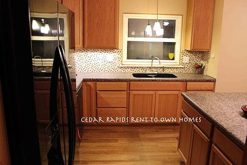 5th image of 100 Brentwood Dr NE