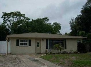 121 Laurel Dr, Sanford, FL 32773